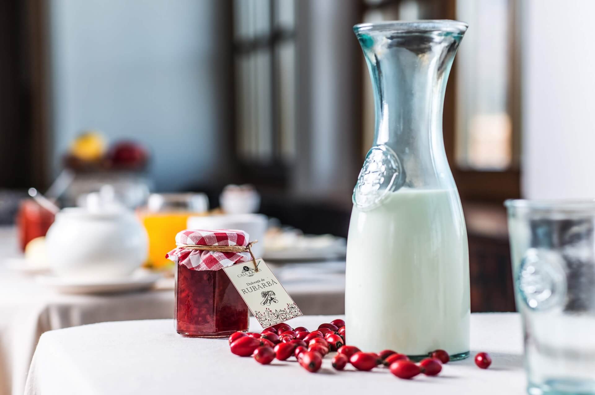 BINE AI VENIT ACASA!